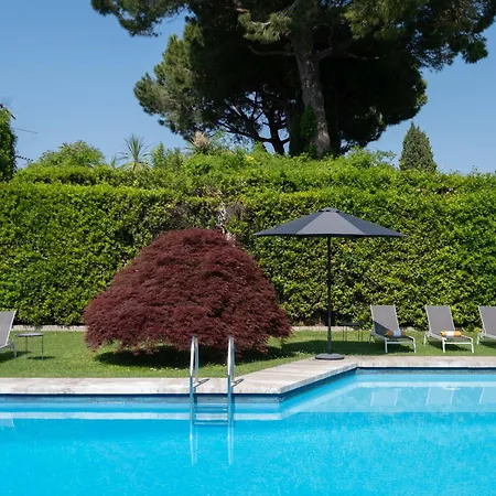 Villa Garda Dolcelago Front Moniga del Garda