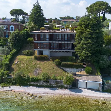 Garda Dolcelago Front Villa Moniga del Garda